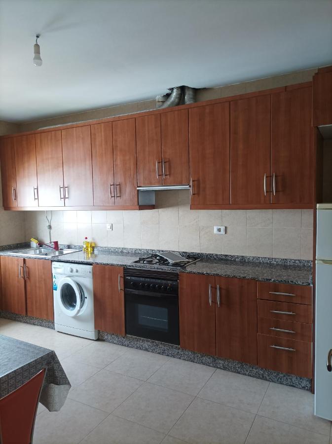 Piso Cervantes Apartment Саррия Екстериор снимка